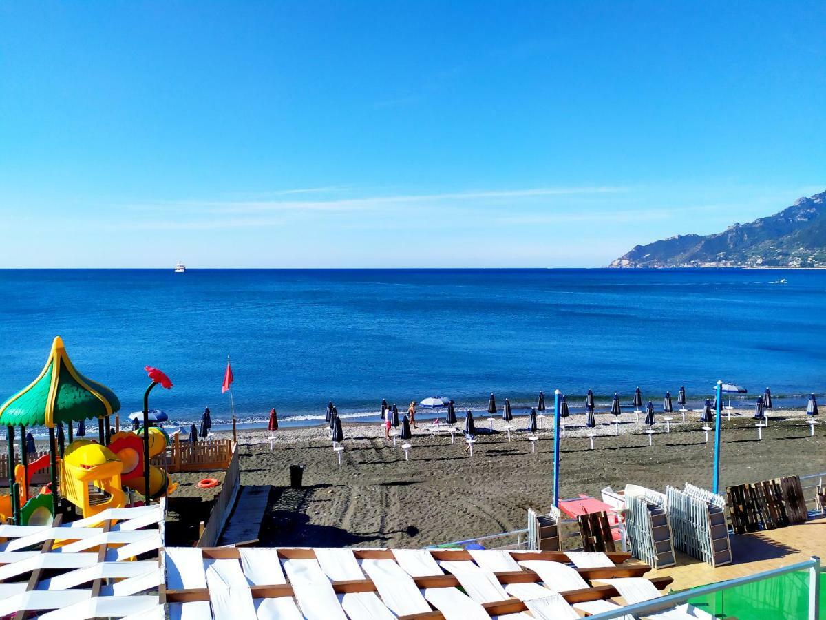 Neverending Sea Luxury Apartment In Salerno Center Eksteriør bilde